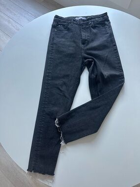 Zara Black High-Rise Skinny Jeans